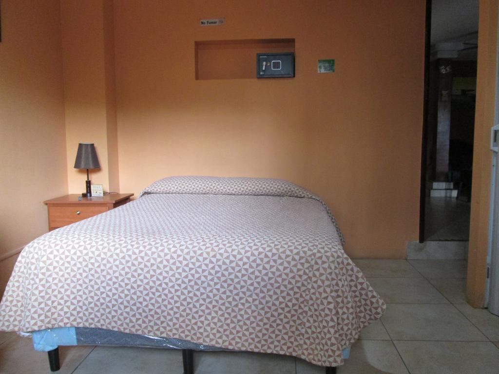 Hotel San Luis Managua Zimmer foto